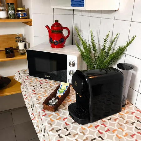 Tomaji Szederfas - Ket Lepesre A Koezponttol - Ingyenes Parkolas! *